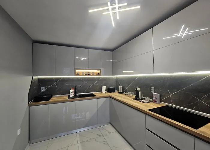 Bohemi With Free Parking Daire