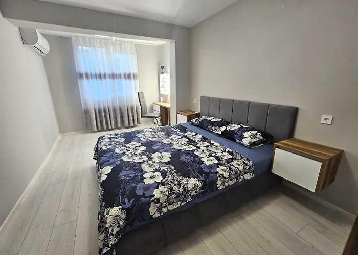 Bohemi With Free Parking Burgas City