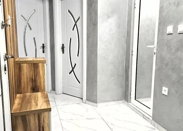 Bohemi With Free Parking Apartament